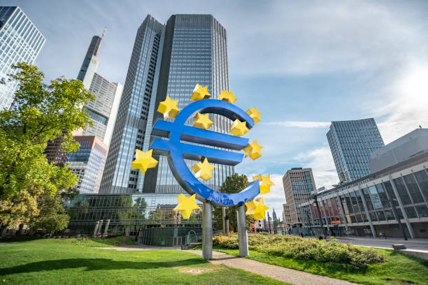 La Banque centrale européenne poursuit la lutte contre l’inflation en relevant ses taux directeurs